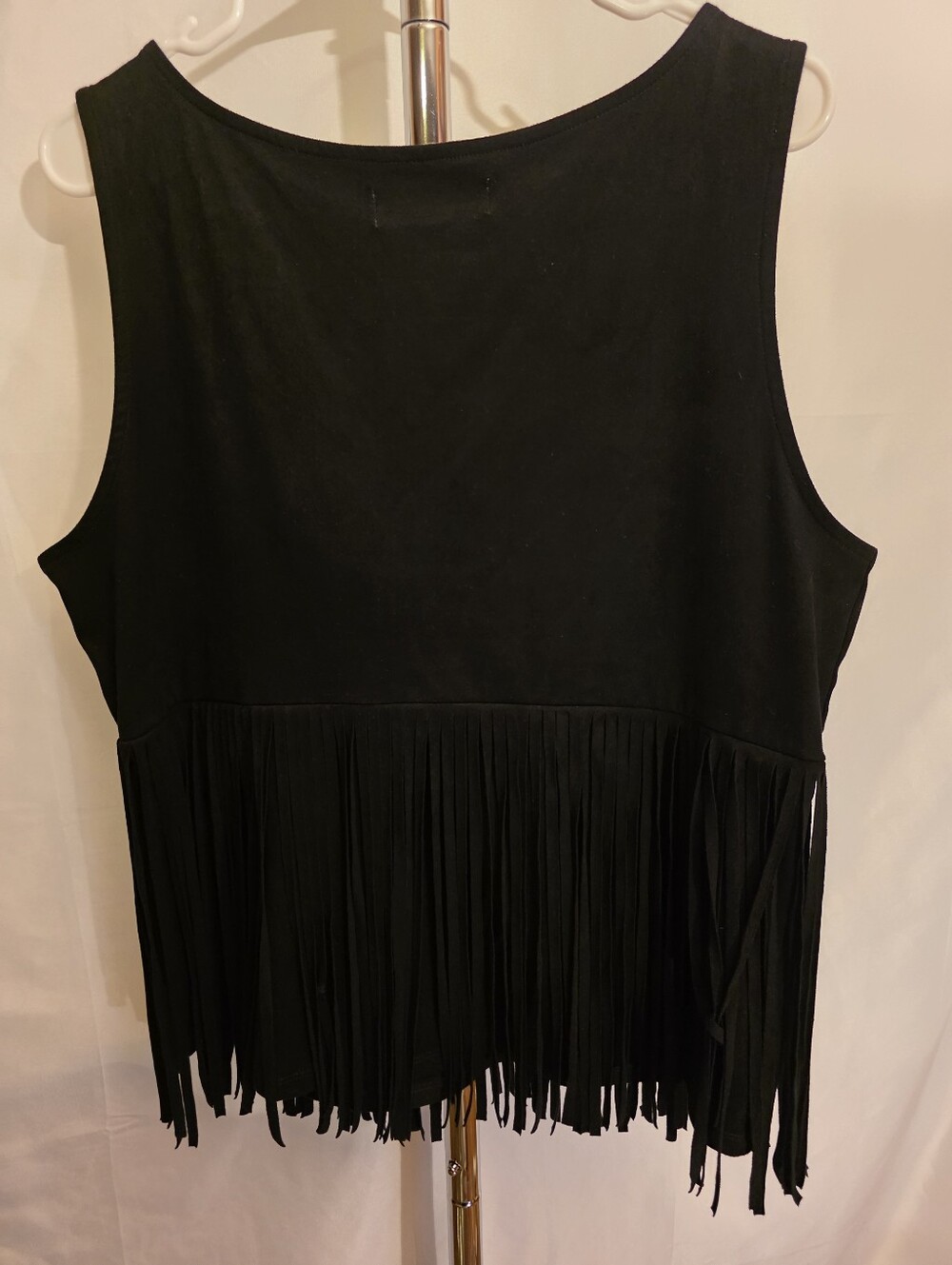 Fringe Top - Picture 2 of 4